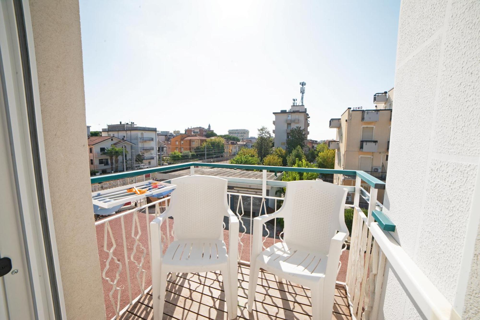 Hotel Mara Римини Екстериор снимка